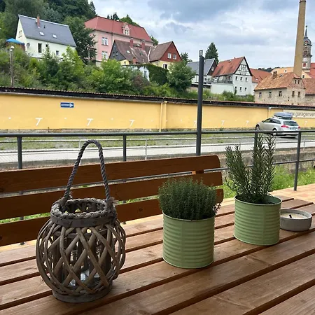 Sandstein-ferien, Kamin, Wanderfalke, Zentral&ruhig, Terrasse, Sächs Schweiz Apartment Königstein